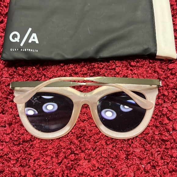 Quay Australia at Eye Sunglasses Lens Cat 3 - Picture 5 of 13